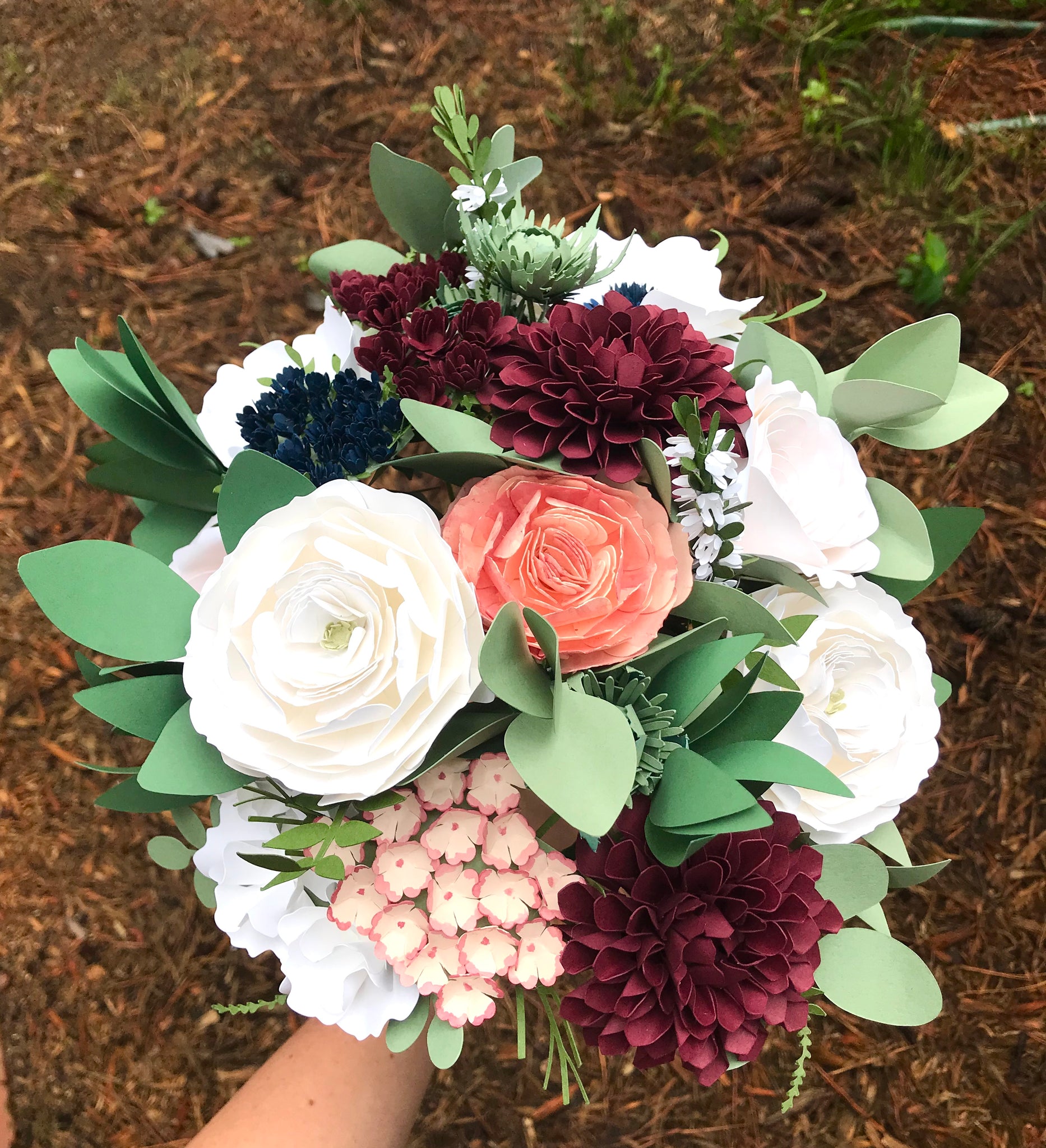 Burgundy Dahlia Paper Flower Bouquet - Large Bouquet - Custom Bouquet – The  Flower Craft Shop